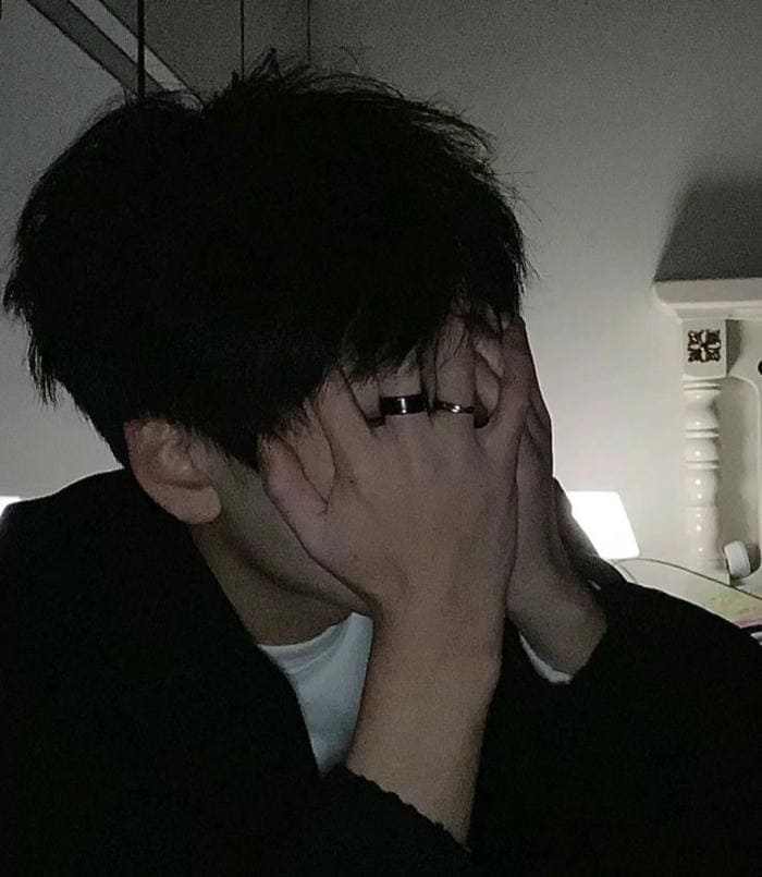 Hình ảnh avatar sad boy buồn tâm trạng