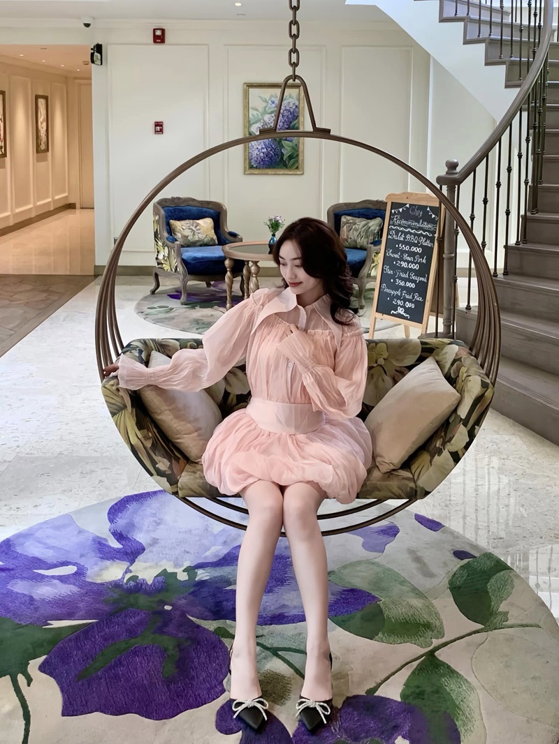 hình ảnh gái xinh mặc pinky xinh